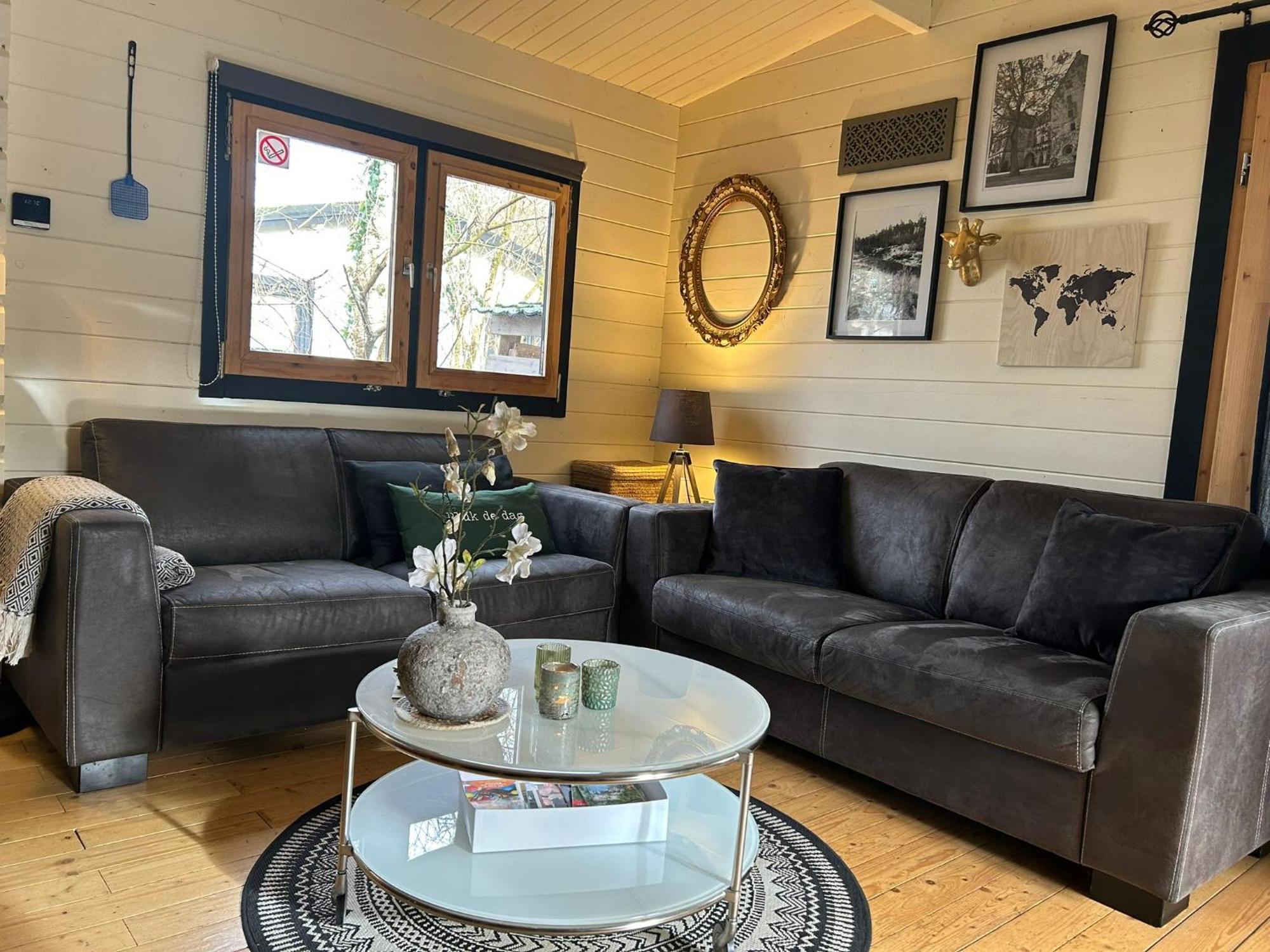 Carpe Diem, Het Ruime Chalet Met Houtkachel Nabij Wildlands Emmen Schoonebeek Exterior foto